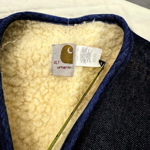 Vintage Carhartt Sherpa Lined Denim Vest 8SV 80s XL USA Made Dark Blue Workwear - Picture 4 of 7